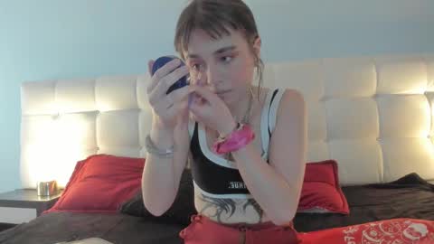 Sophy  online show from February 2025 04:24:02 PM