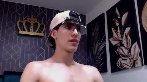 Snapshot of noah_brigth chatting on March 2025 05:57:02 AM Noah Brigth online show from March 2025 05:57:02 AM