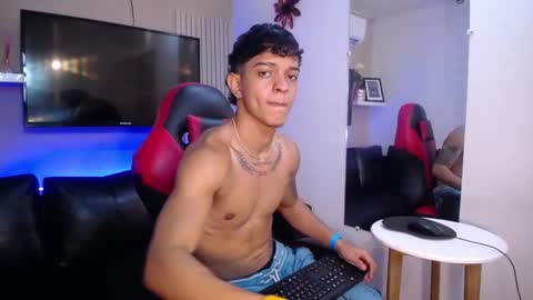 Noah online show from December 2025 12:17:01 AM