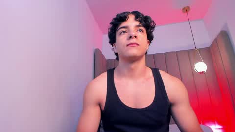 Snapshot of noah_delacroix chatting on June 2026 12:29:01 PM noah_delacroix online show from June 2026 12:29:01 PM