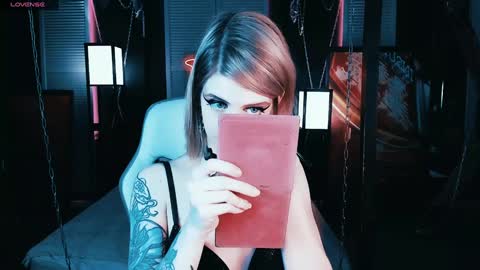 REAL name LiaDM are always open online show from February 2025 08:32:01 PM