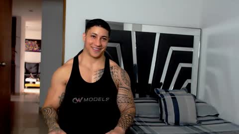 Noah Harris01 online show from February 2025 04:02:01 PM