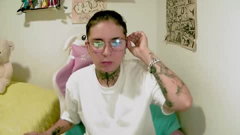 Snapshot of noah_martini chatting on March 2026 03:52:02 AM noah hehim online show from March 2026 03:52:02 AM