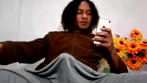 Snapshot of noah_miller7 chatting on June 2026 12:28:02 PM Noah Millers online show from June 2026 12:28:02 PM