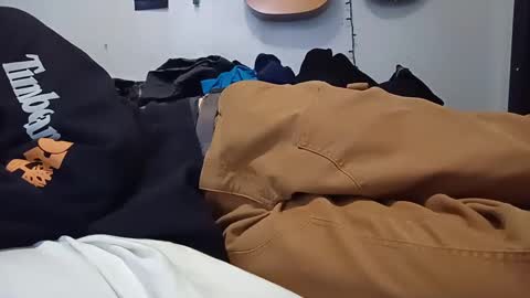 Snapshot of noah_wesley chatting on January 2025 02:21:02 AM Noah Wesley online show from January 2025 02:21:02 AM