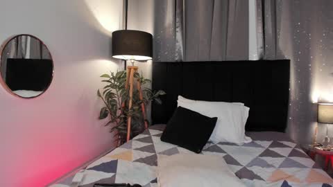 .  . online show from December 2024 12:44:02 AM