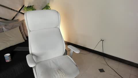 Noah online show from February 2025 12:17:02 PM