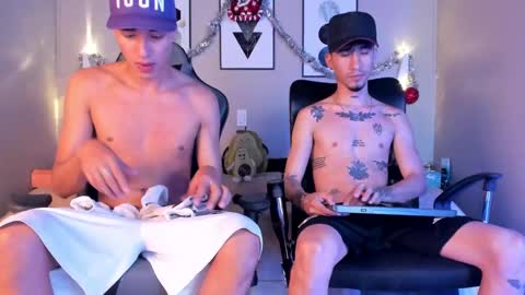 Snapshot of noahdaviss chatting on December 2024 12:12:01 AM noahdaviss online show from December 2024 12:12:01 AM