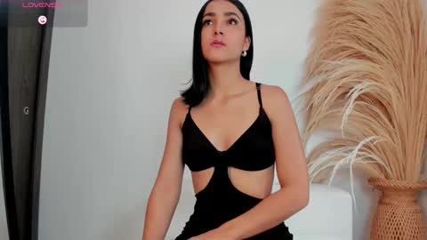 Noami Rose  online show from December 2025 08:27:02 PM