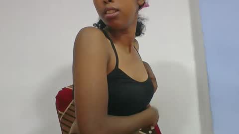 Snapshot of noelina chatting on February 2026 06:29:02 PM noelina online show from February 2026 06:29:02 PM