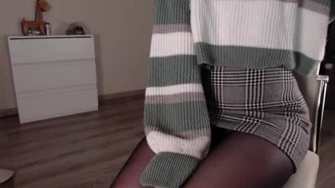 Snapshot of noelleneptune chatting on December 2024 08:09:01 PM noelleneptune online show from December 2024 08:09:01 PM