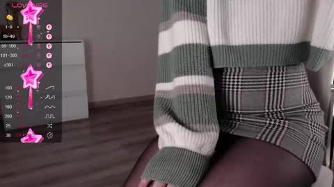 Snapshot of noelleneptune chatting on September 2025 12:27:02 PM noelleneptune online show from September 2025 12:27:02 PM