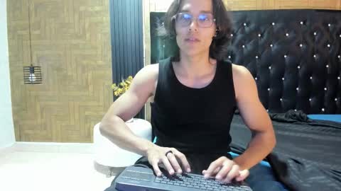     online show from February 2026 03:28:02 AM