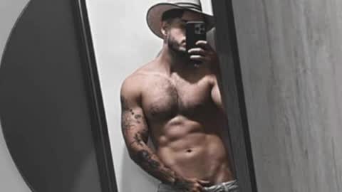 Snapshot of noha_miler chatting on April 2026 12:09:02 AM kevin online show from April 2026 12:09:02 AM