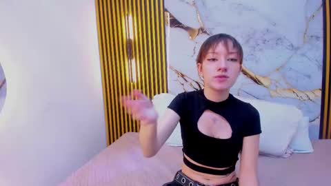 Snapshot of noha_ns chatting on February 2026 02:53:01 AM Noha online show from February 2026 02:53:01 AM