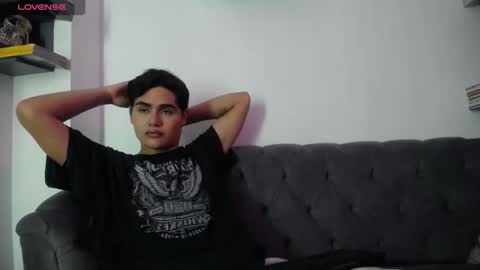 Snapshot of noha_roux chatting on May 2026 12:24:01 PM noha online show from May 2026 12:24:01 PM