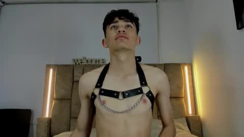 Sebas  online show from March 2026 03:32:01 AM