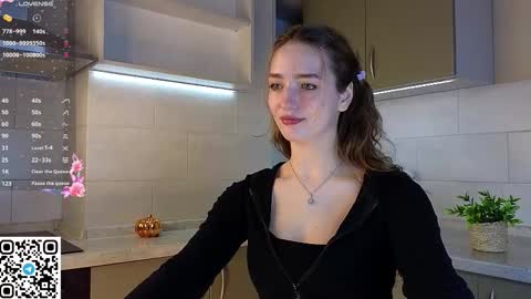 Sophie online show from March 2026 06:19:01 AM