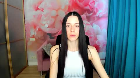 NoirDiva online show from April 2026 05:58:02 AM