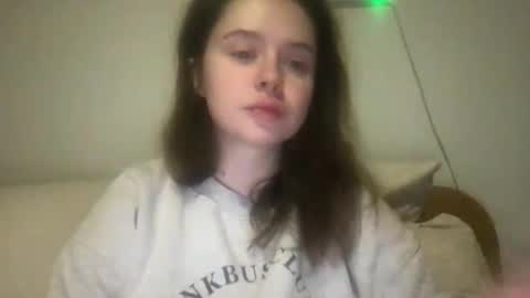 Noiryn online show from January 2026 02:44:01 PM