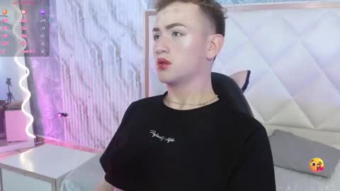 Snapshot of nooah_tay chatting on January 2026 03:23:02 AM nooah_tay online show from January 2026 03:23:02 AM