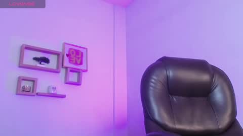 Nora online show from January 2025 07:42:02 PM