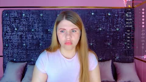 Nora online show from April 2026 02:22:02 AM