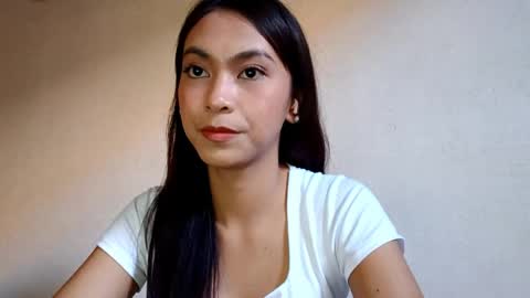 Natsu online show from April 2026 12:04:01 AM