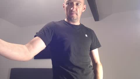 nordicrunner76 online show from July 2026 08:40:02 AM