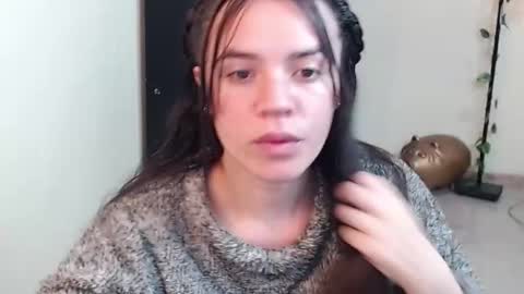 noreen_ online show from December 2024 03:08:02 PM