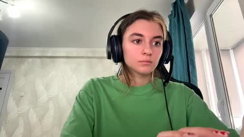 Snapshot of norinefrymyer chatting on February 2026 07:19:01 AM Elena online show from February 2026 07:19:01 AM