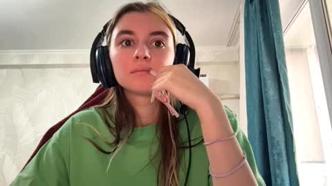 Snapshot of norinefrymyer chatting on March 2026 07:14:02 AM Elena online show from March 2026 07:14:02 AM