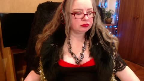 miss Tress online show from December 2024 11:28:01 PM