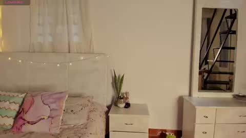 Norma Jeaane online show from February 2025 08:20:02 PM