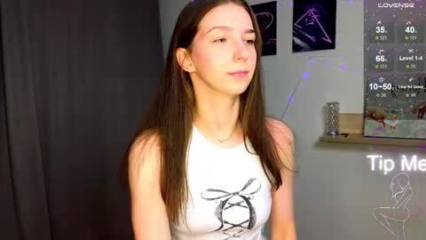 Hello My name is Helene NTMU  Finger up if u like what u see online show from October 2025 02:18:02 PM