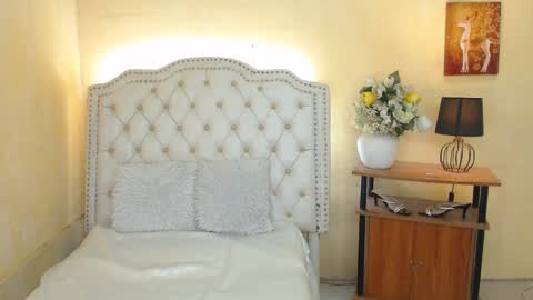 Kyline online show from December 2024 03:37:02 AM