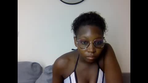 notorioussaint online show from October 2025 09:32:01 AM