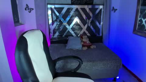 Snapshot of nova_sex1 chatting on April 2026 08:55:02 PM nova online show from April 2026 08:55:02 PM