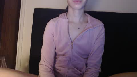 Olivia online show from January 2025 10:43:02 PM