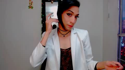 Nova...  online show from December 2025 10:58:01 PM