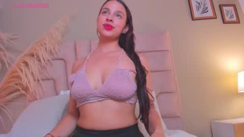 novasilk online show from March 2026 07:35:01 PM