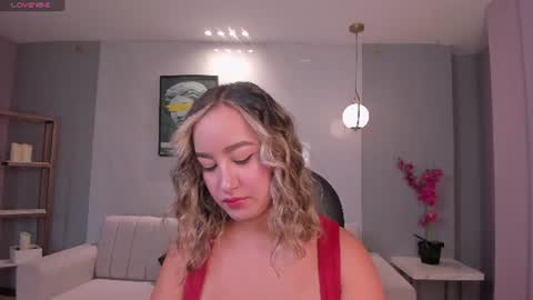 Snapshot of novasinclairx chatting on August 2026 12:07:01 PM Nova Sinclair online show from August 2026 12:07:01 PM