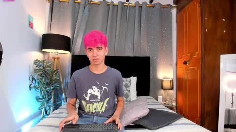 NovayBrian online show from February 2025 04:40:02 AM