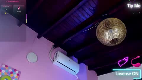 NovayBrian online show from September 2025 04:36:02 AM