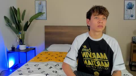 NovayBrian online show from September 2025 04:48:02 AM