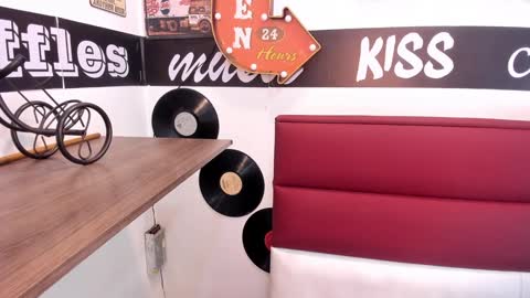 Snapshot of novi_rosse chatting on December 2024 11:39:01 AM Novi online show from December 2024 11:39:01 AM