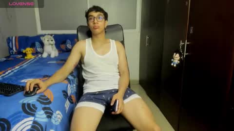 Noxx  online show from November 2025 02:55:01 AM