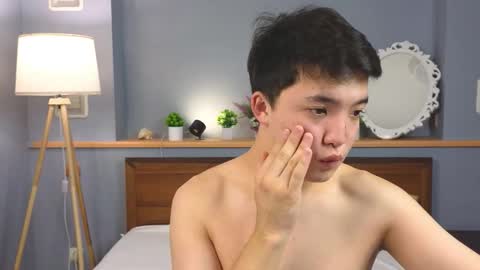 Snapshot of nudetension chatting on October 2025 08:45:01 AM Maks online show from October 2025 08:45:01 AM