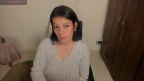 Snapshot of nuit_rose chatting on April 2026 01:29:02 AM nuit_rose online show from April 2026 01:29:02 AM