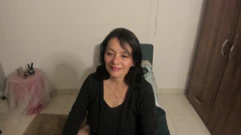 Snapshot of nuit_rose chatting on July 2026 02:05:17 AM nuit_rose online show from July 2026 02:05:17 AM